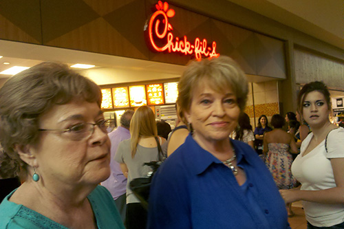 <protesters chick fil a>